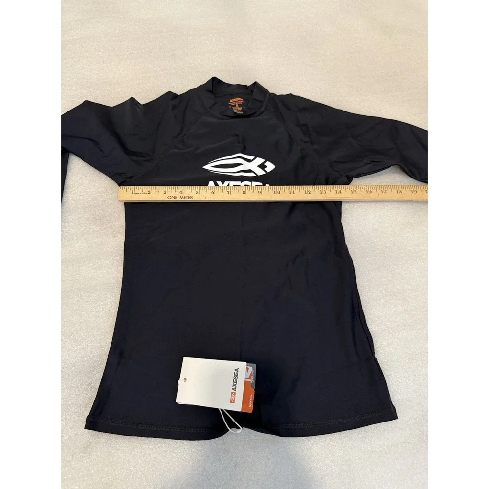 COMPRESSION SWIM SHIRT SIZE SMALL New With‎ Tags Black UPF50 Surfing